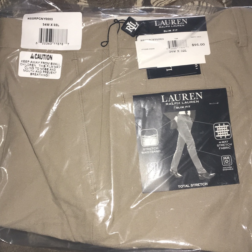 Men’s khaki pants